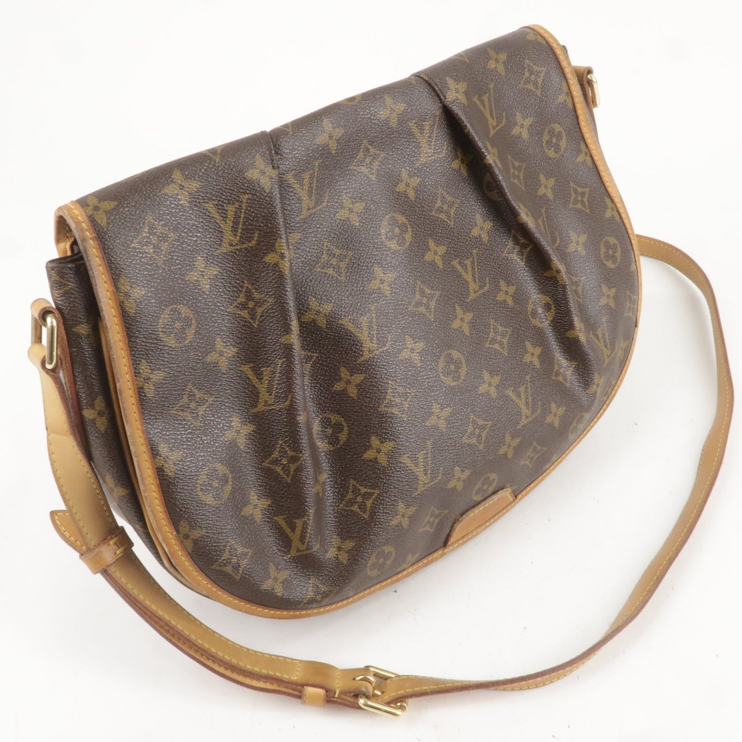 Louis Vuitton Monogram Menilmontant MM Shoulder Bag M40473