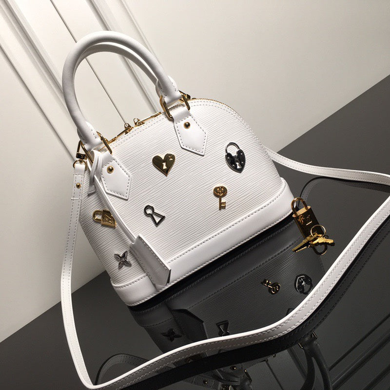 Louis Vuitton Luxury Bags 1972