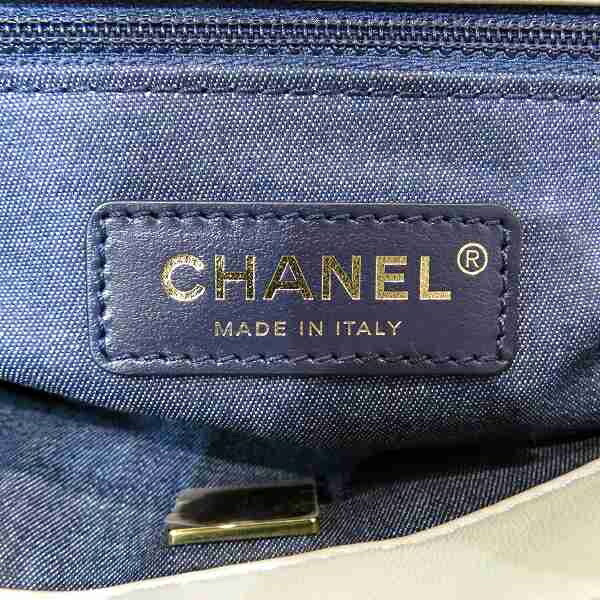 Chanel Matelassé Lambskin 2way Bag