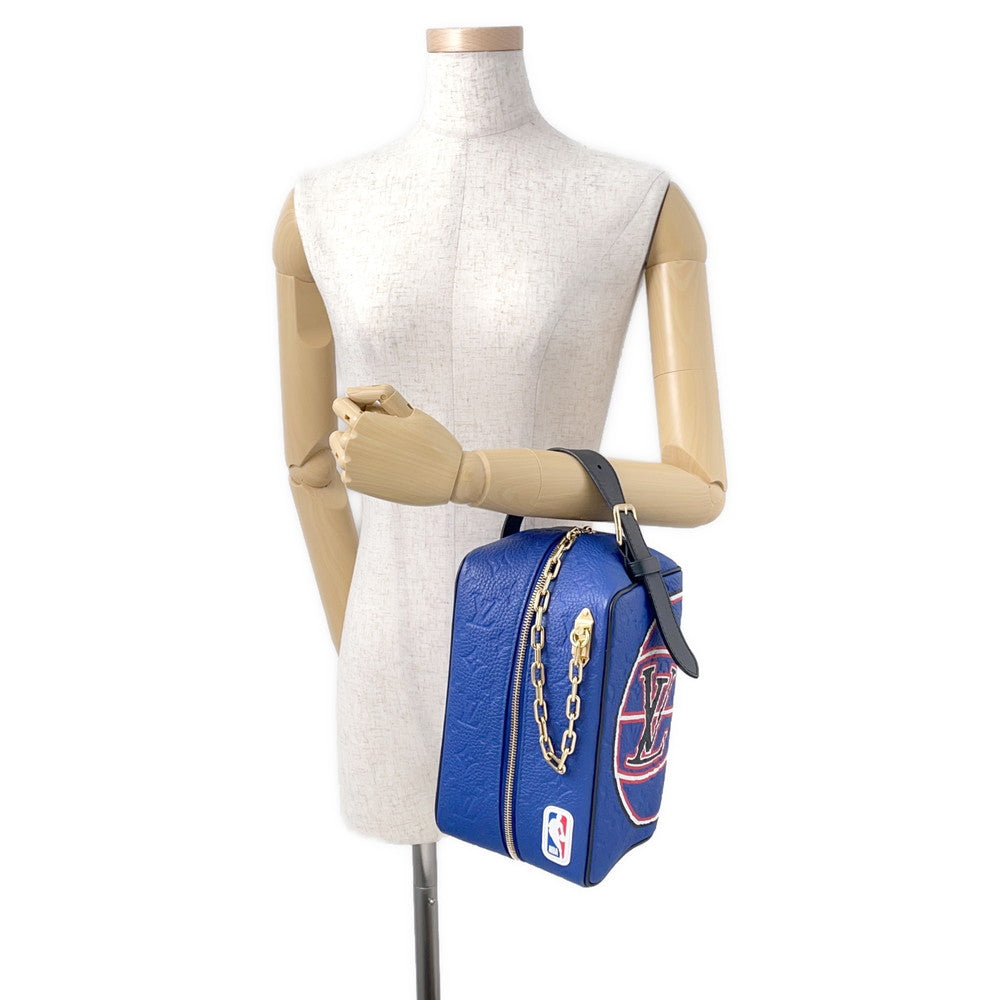 LOUIS VUITTON LV x NBA Cloak Dopp Kit BlueM21106 Monogram Taurillon