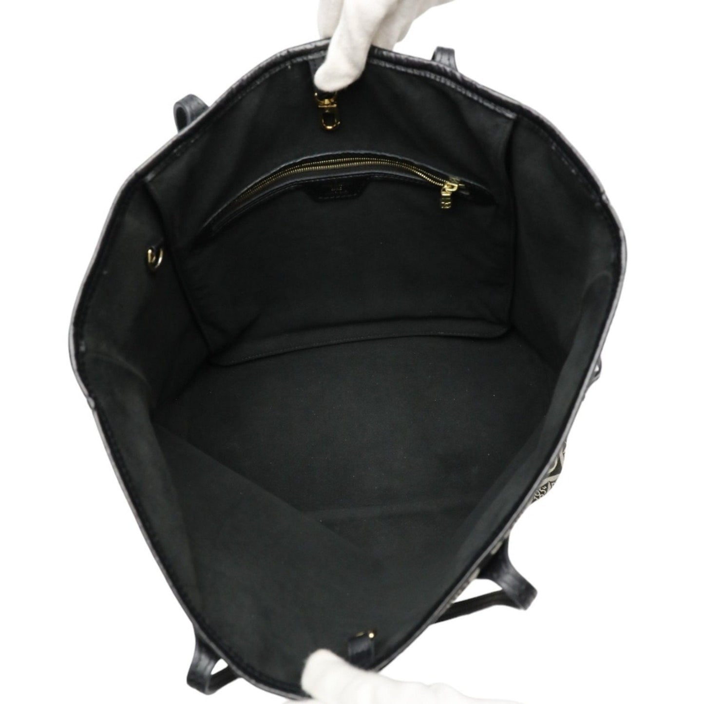 LOUIS VUITTON Neverfull MM Tote