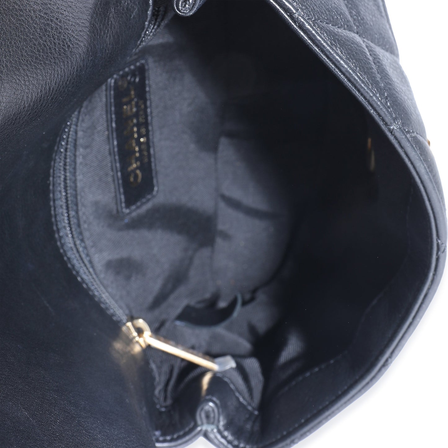 CHANEL Black Quilted Calfskin Carry With Chic Flap Waist Bag