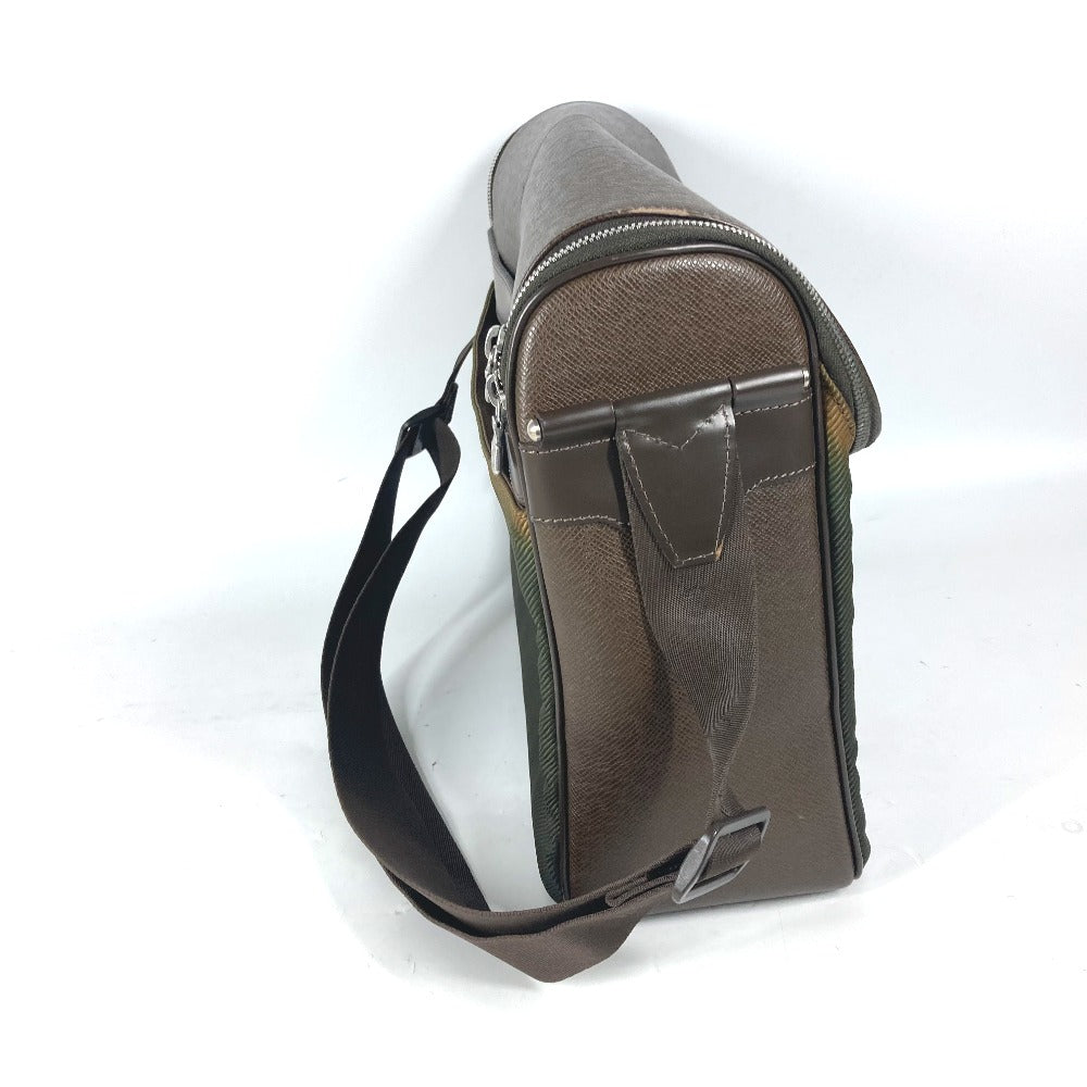 LOUIS VUITTON Shoulder Bag Taiga Leather, Nylon Brown Taiga Thai meal mens
