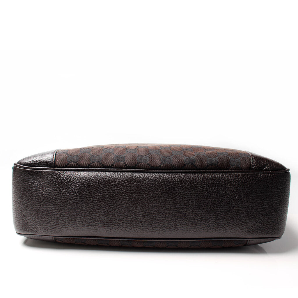 Gucci 282527 GG Canvas Messenger Bag
