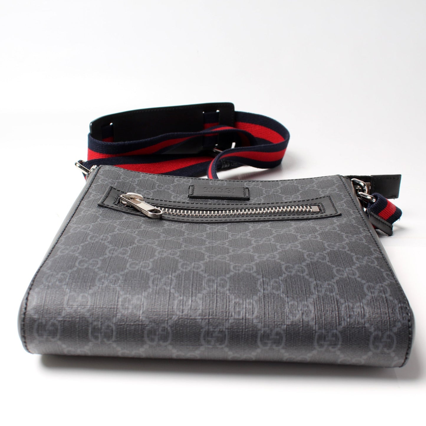 Gucci 523599 Supreme Messenger Bag