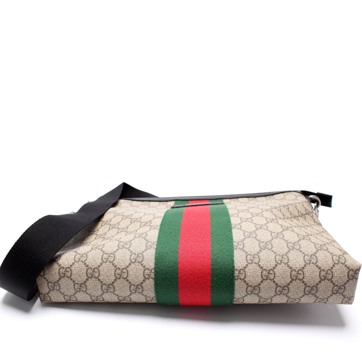 Gucci 523335 GG Supreme Messenger Bag