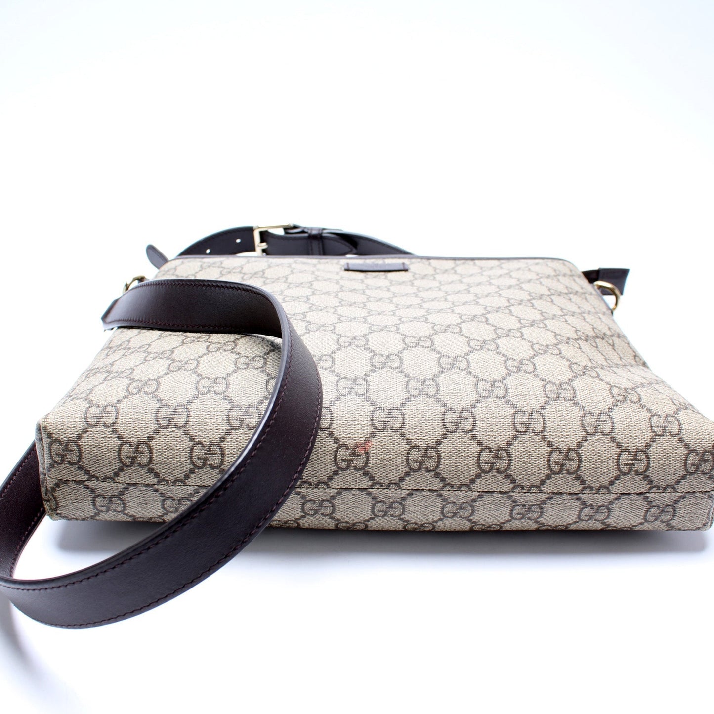 Gucci 388924 GG Supreme Crossbody Bag