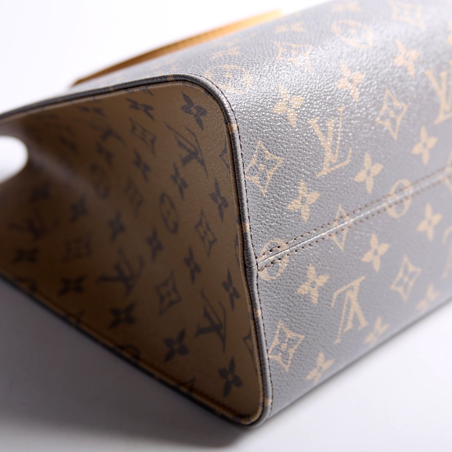 Louis Vuitton ONTHEGO MM Trianon