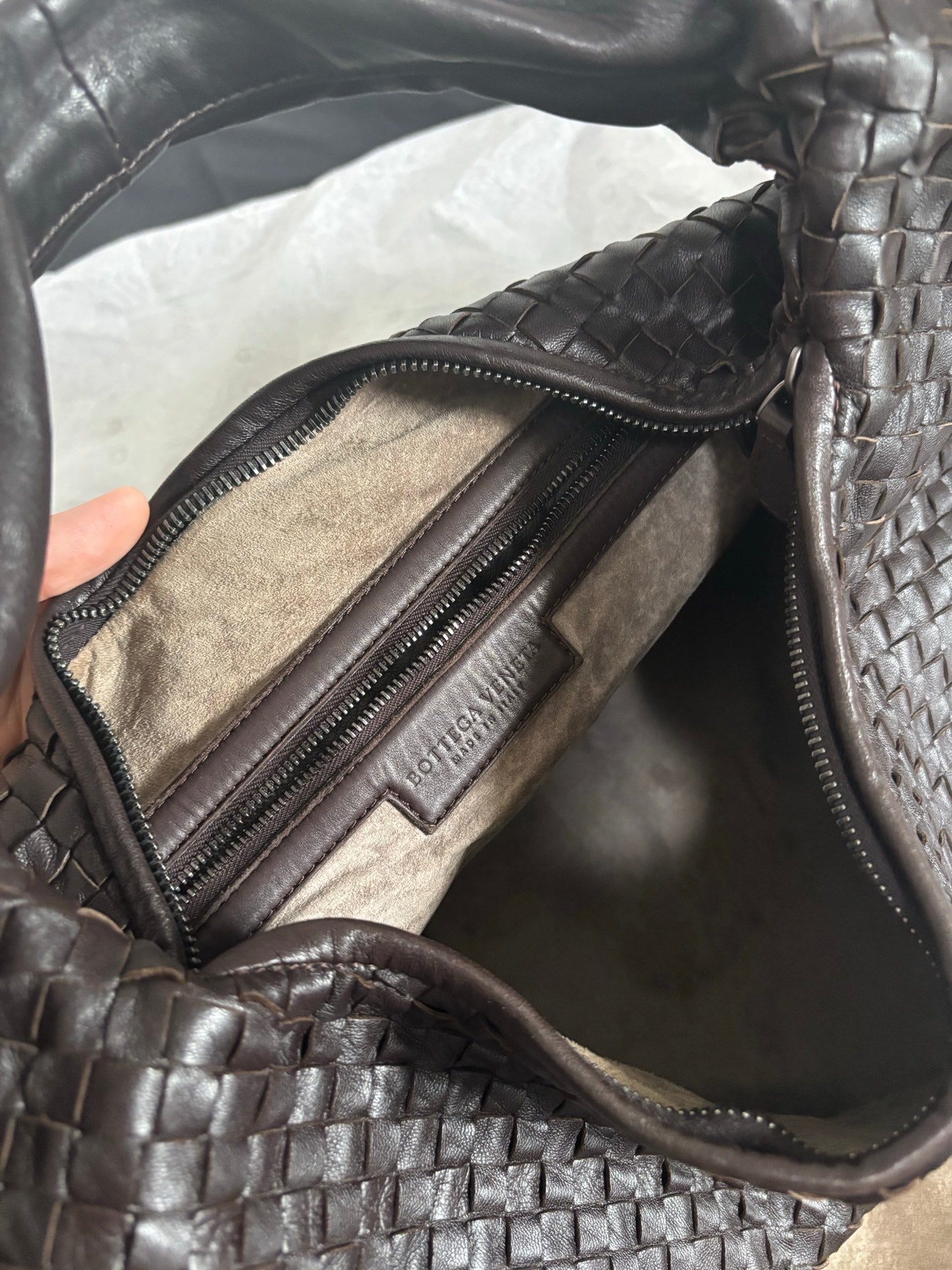 Bottega Veneta Belly Hobo Intrecciato Leather Chocolate Brown Large 45