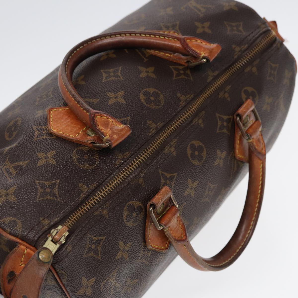 LOUIS VUITTON Handbag