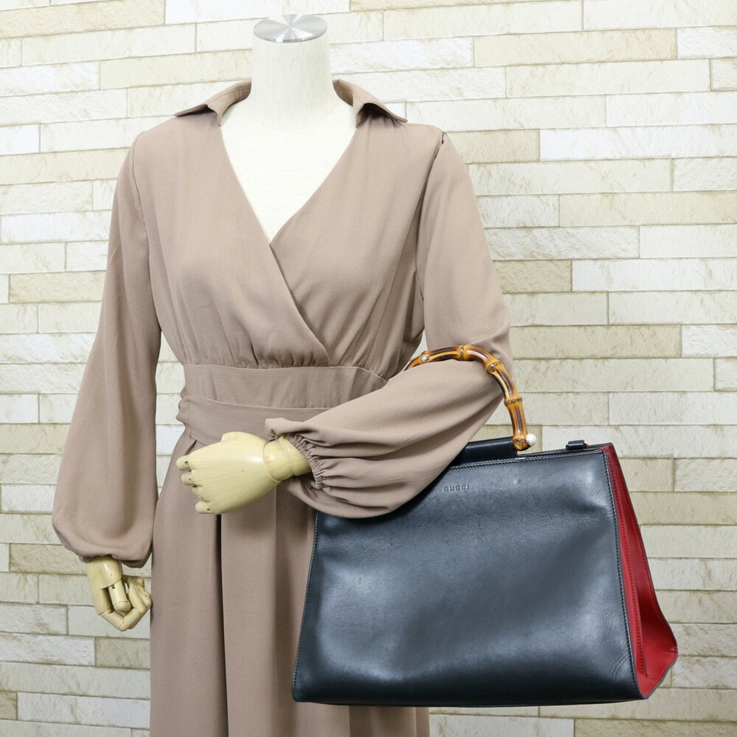 Gucci Bamboo Black Leather Shoulder Bag Style 9