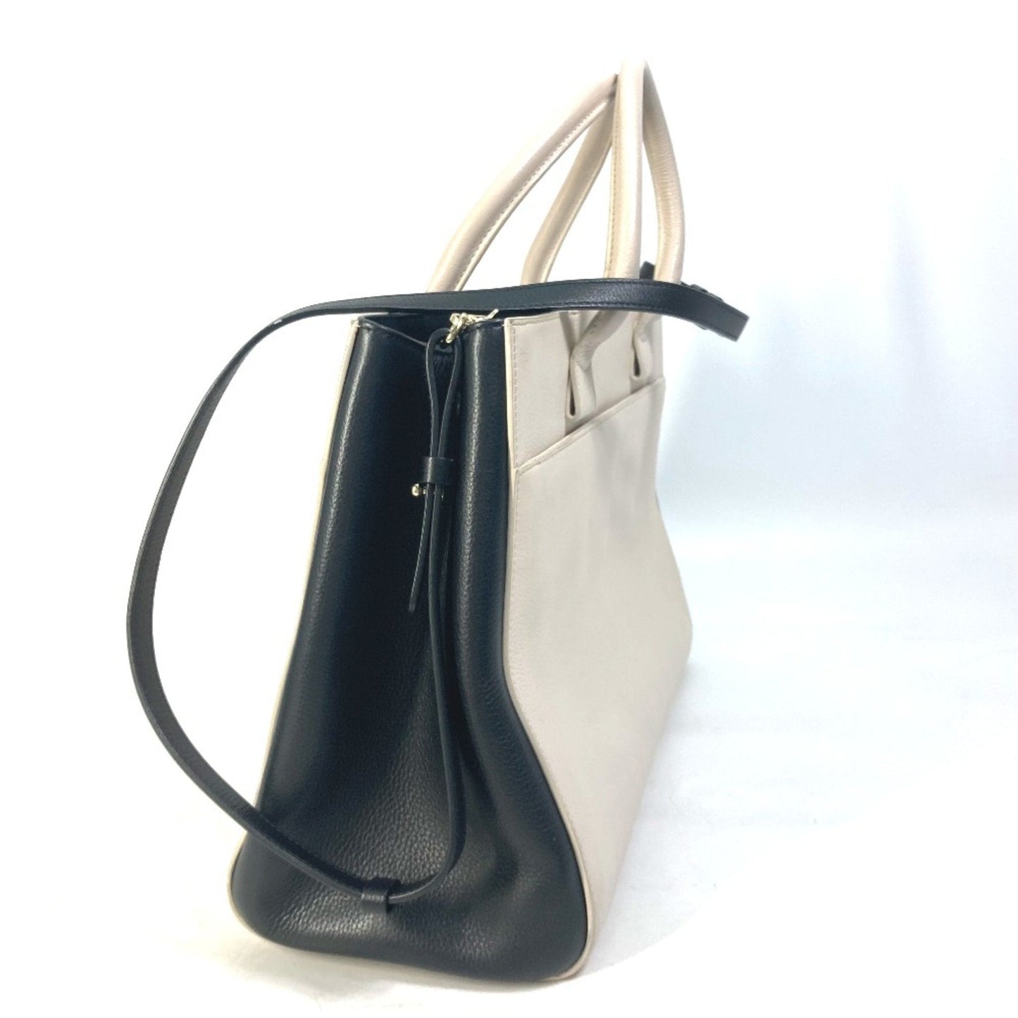 Chanel Crossbody Bag - Lynora Bags