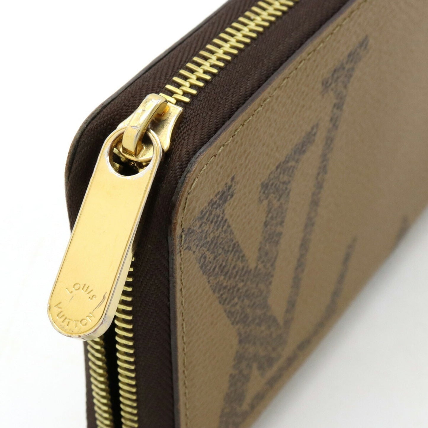 LOUIS VUITTON Monogram Giant Reverse Zippy Round Long Wallet M69353