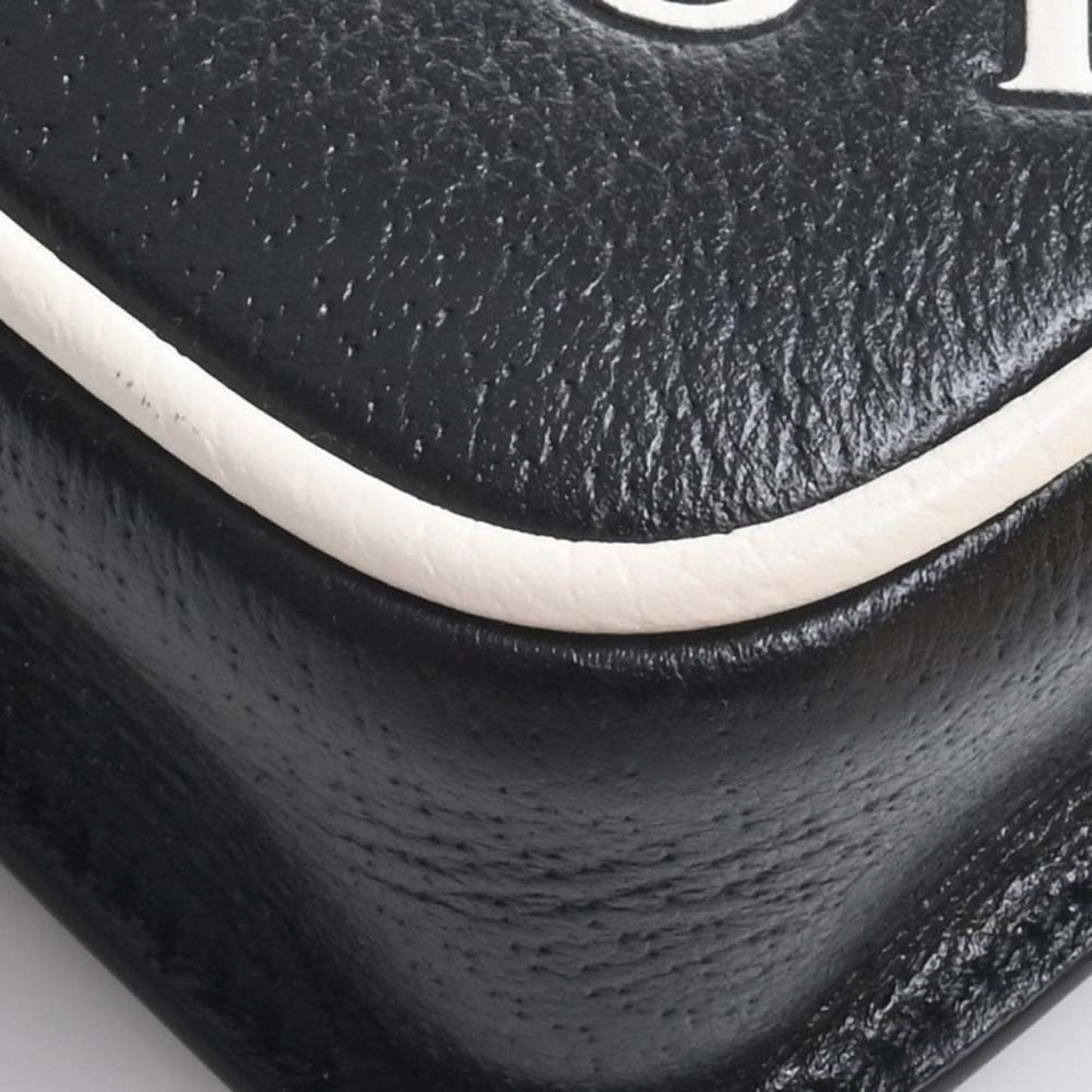 Gucci Leather Shoulder Bag