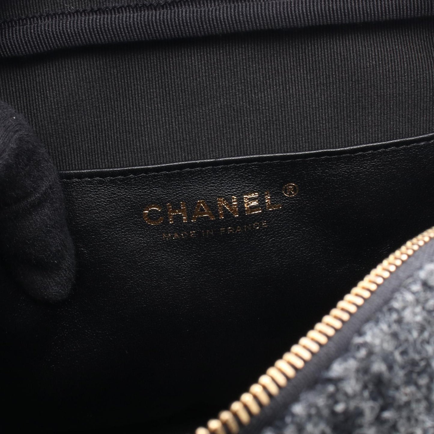 Chanel Matelassé Fabric Wool Shoulder Bag