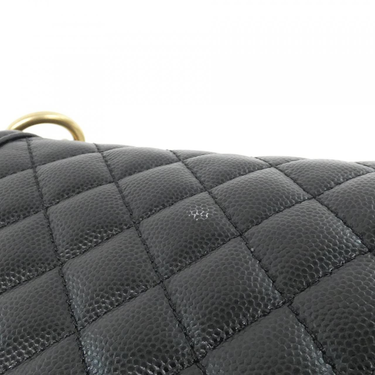 Chanel Boy Chanel Caviar Skin Shoulder Bag