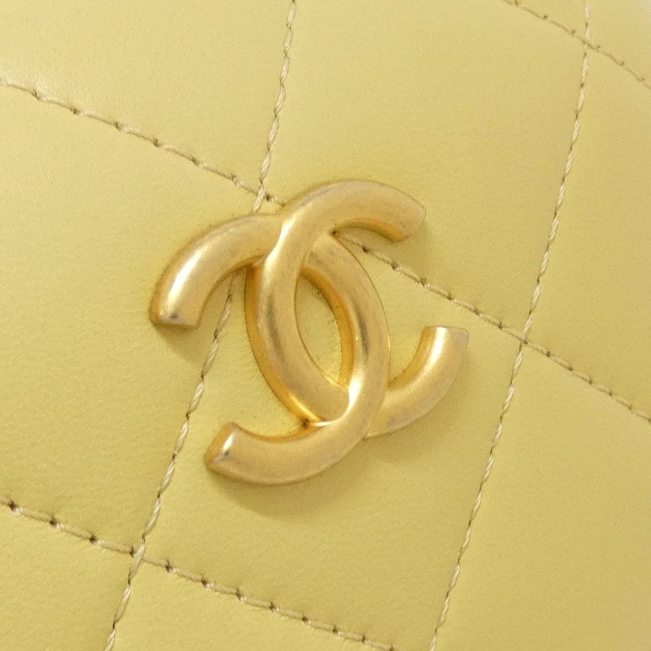 Chanel AS3066 Lambskin Shoulder Bag