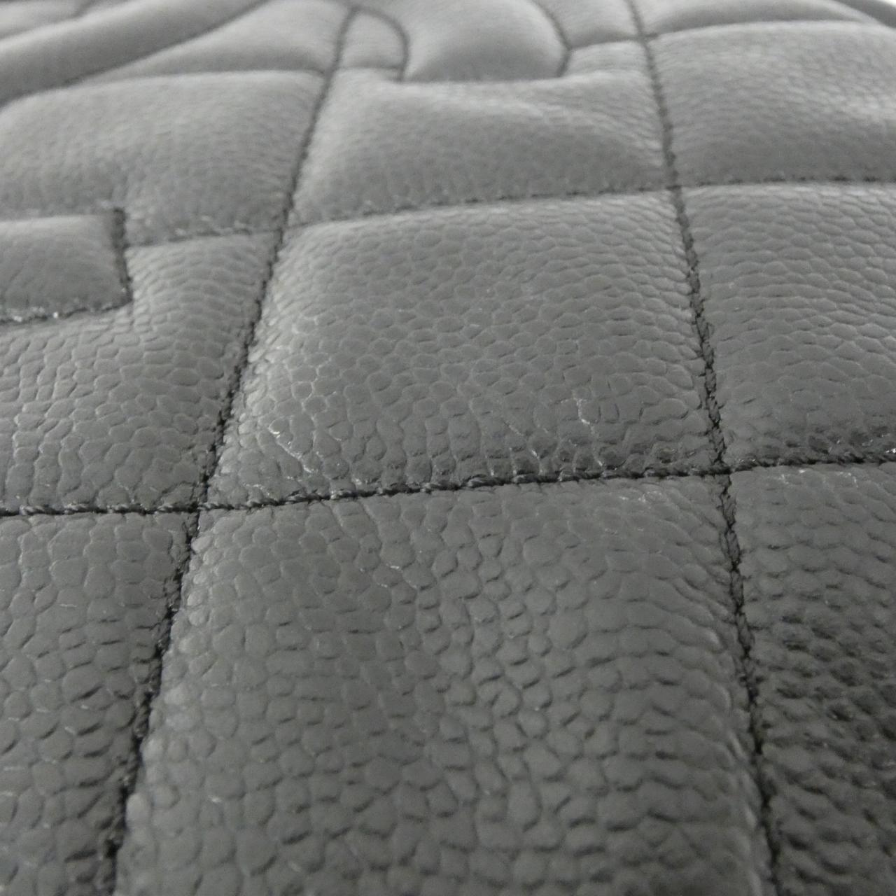 Chanel Caviar Skin Shoulder Bag