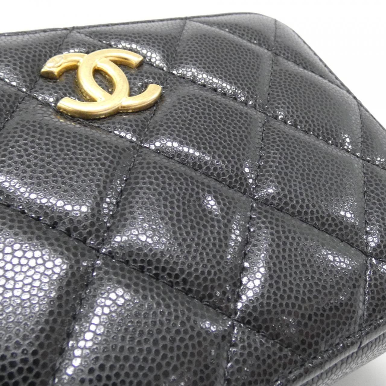 Chanel Caviar Skin Chain Clutch