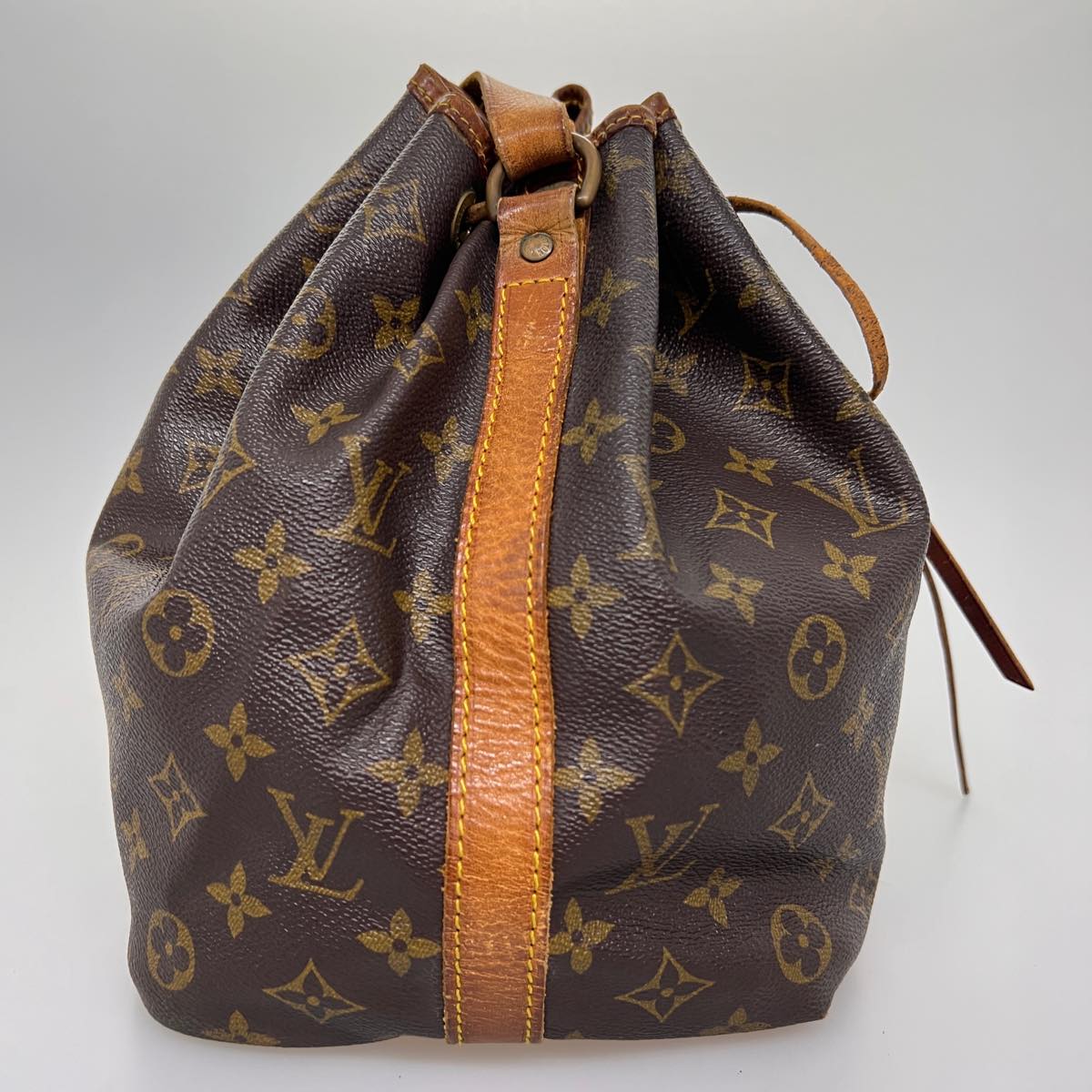 LOUIS VUITTON Monogram Petit Noe Shoulder Bag M42226 LV 32554