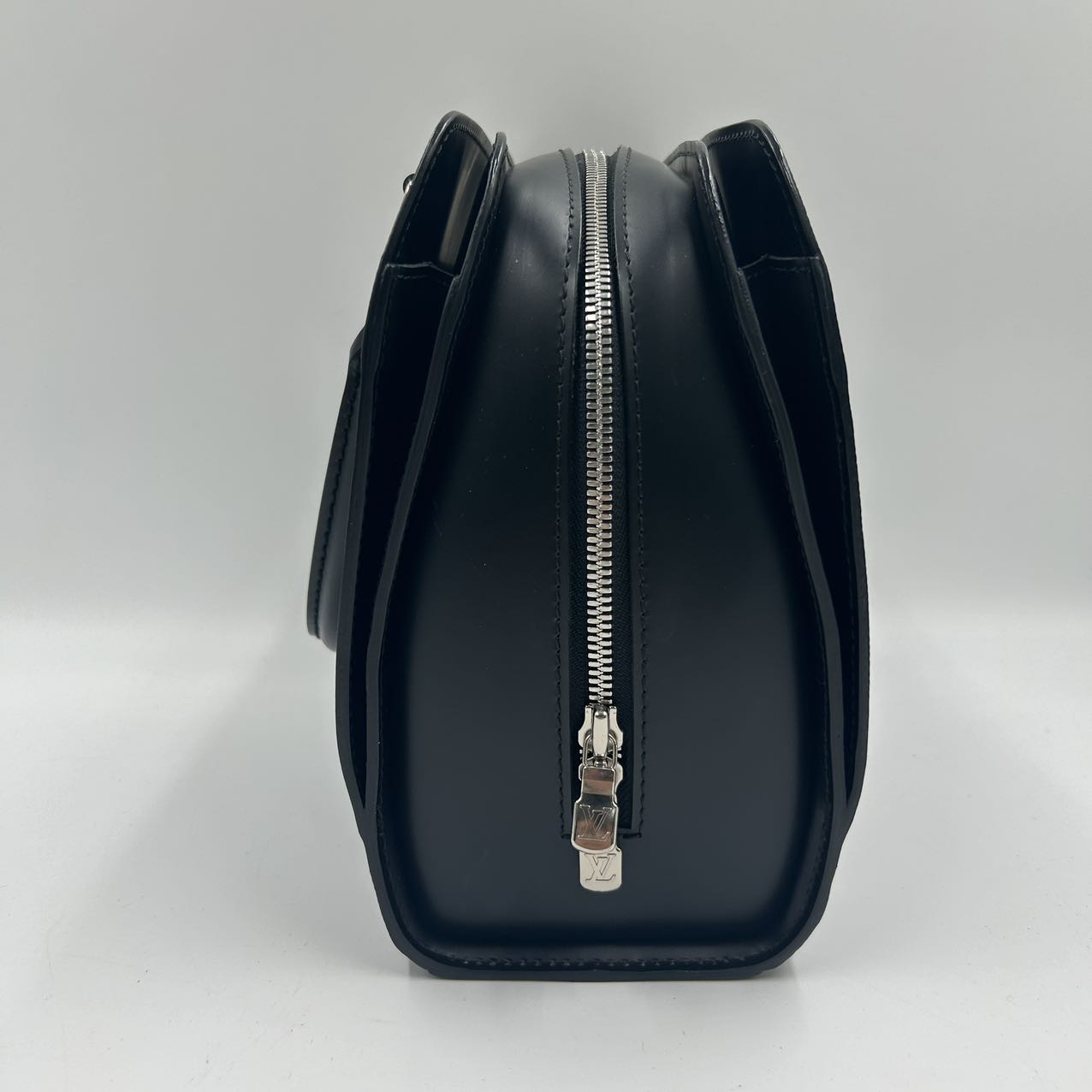 LOUIS VUITTONEpi Portofel Hand Bag