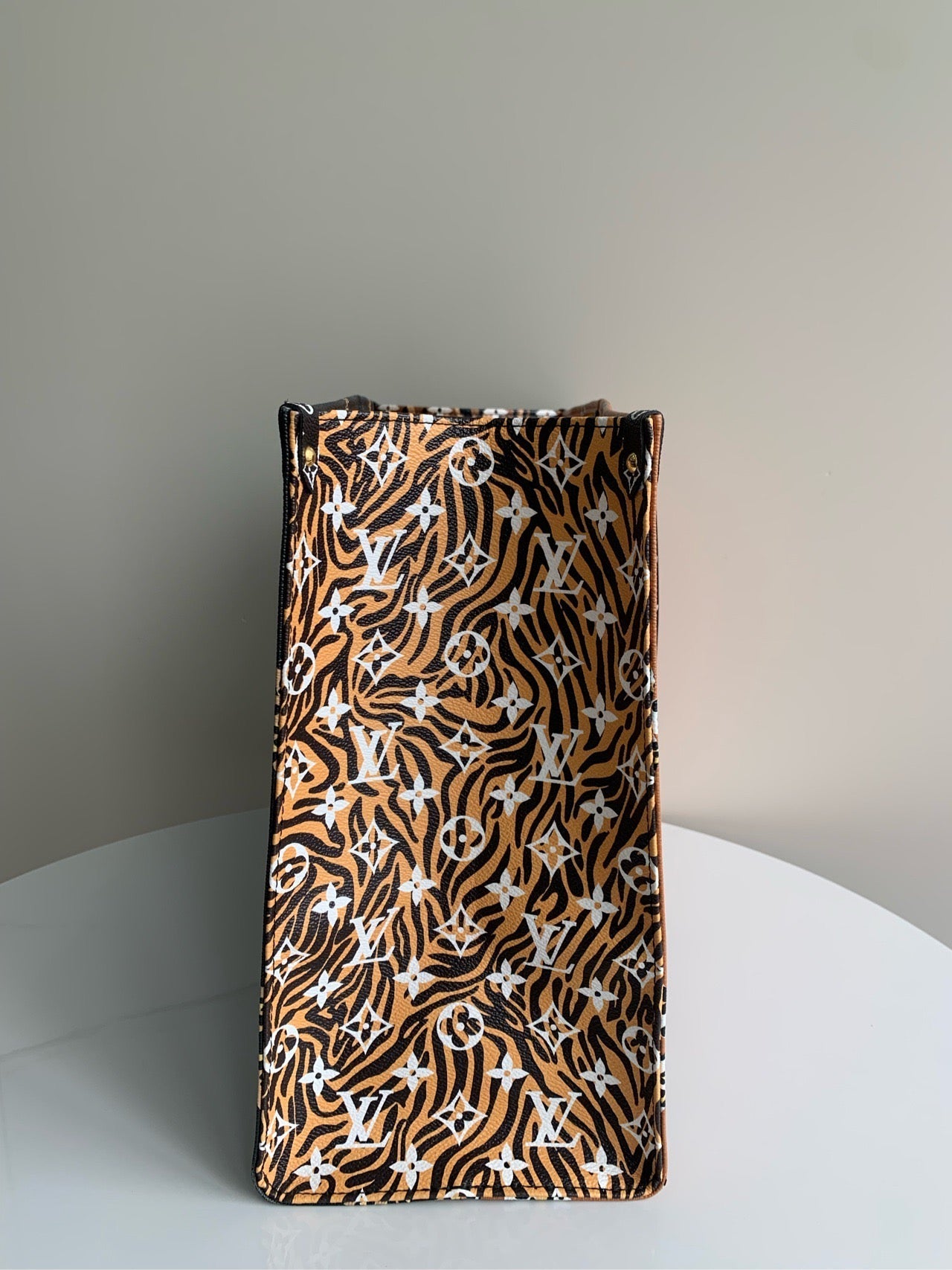 LOUIS VUITTONTote Bag