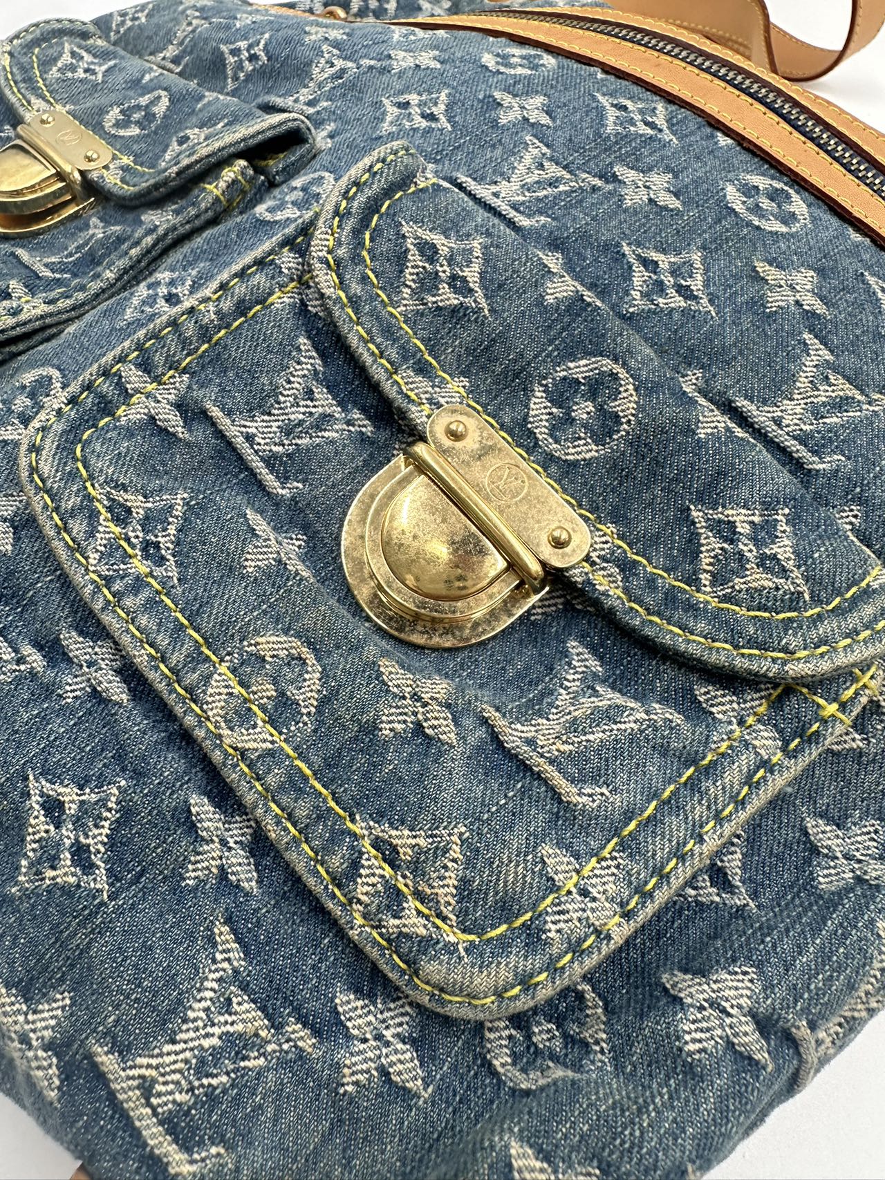 LOUIS VUITTONMonogram Denim Baggy GM Long Strap Bag