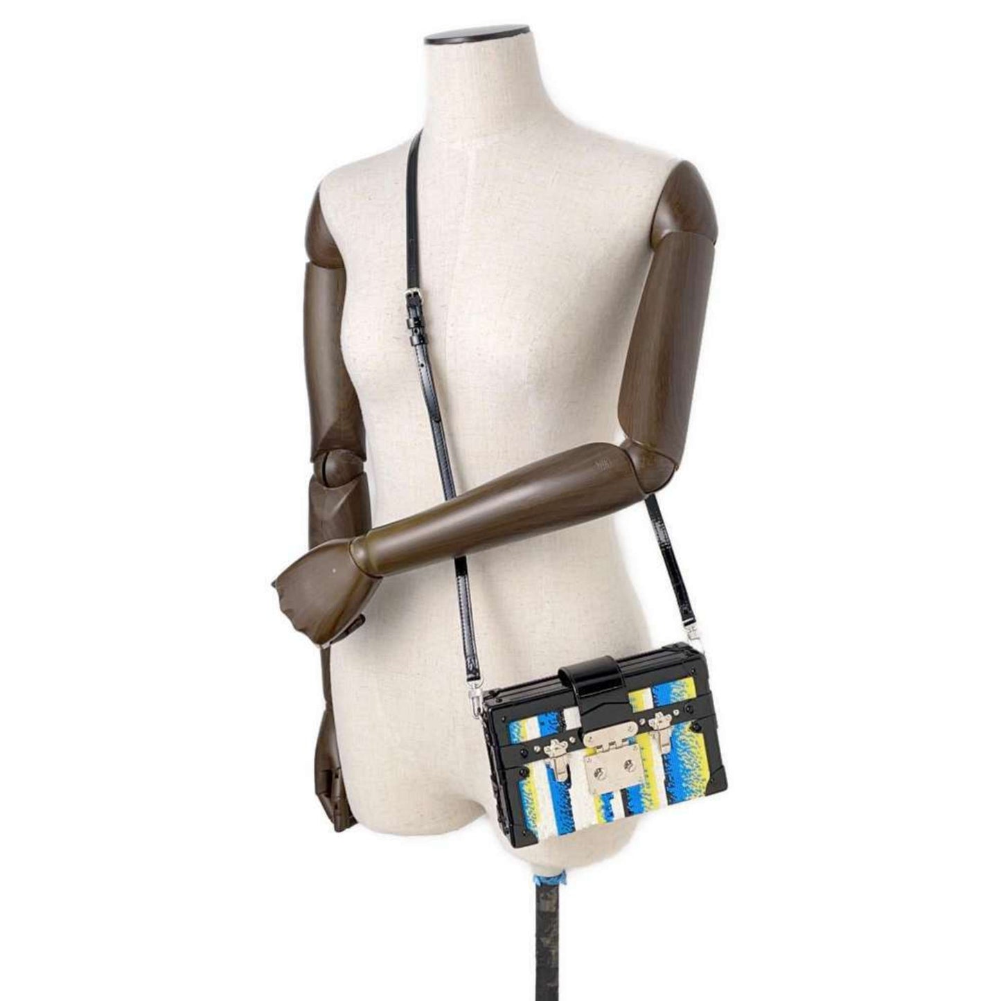 Louis Vuitton Noir Spangles Patent Leather Shoulder Bag