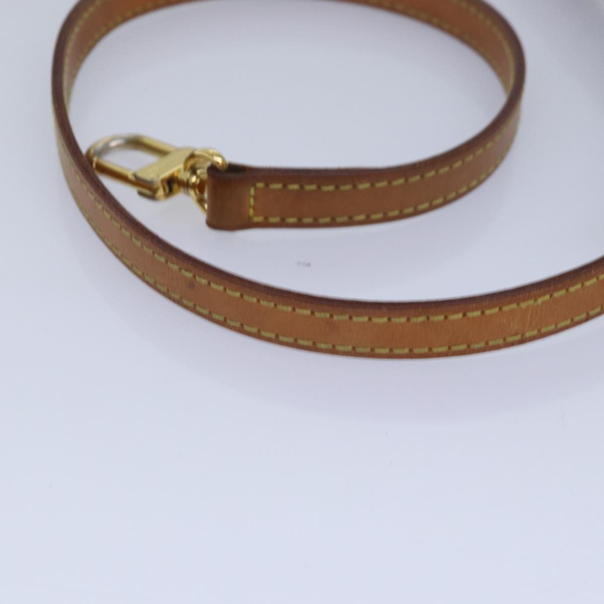 LOUIS VUITTON Adjustable Shoulder Strap Leather 26.4"-30.3" Beige Auth 81037