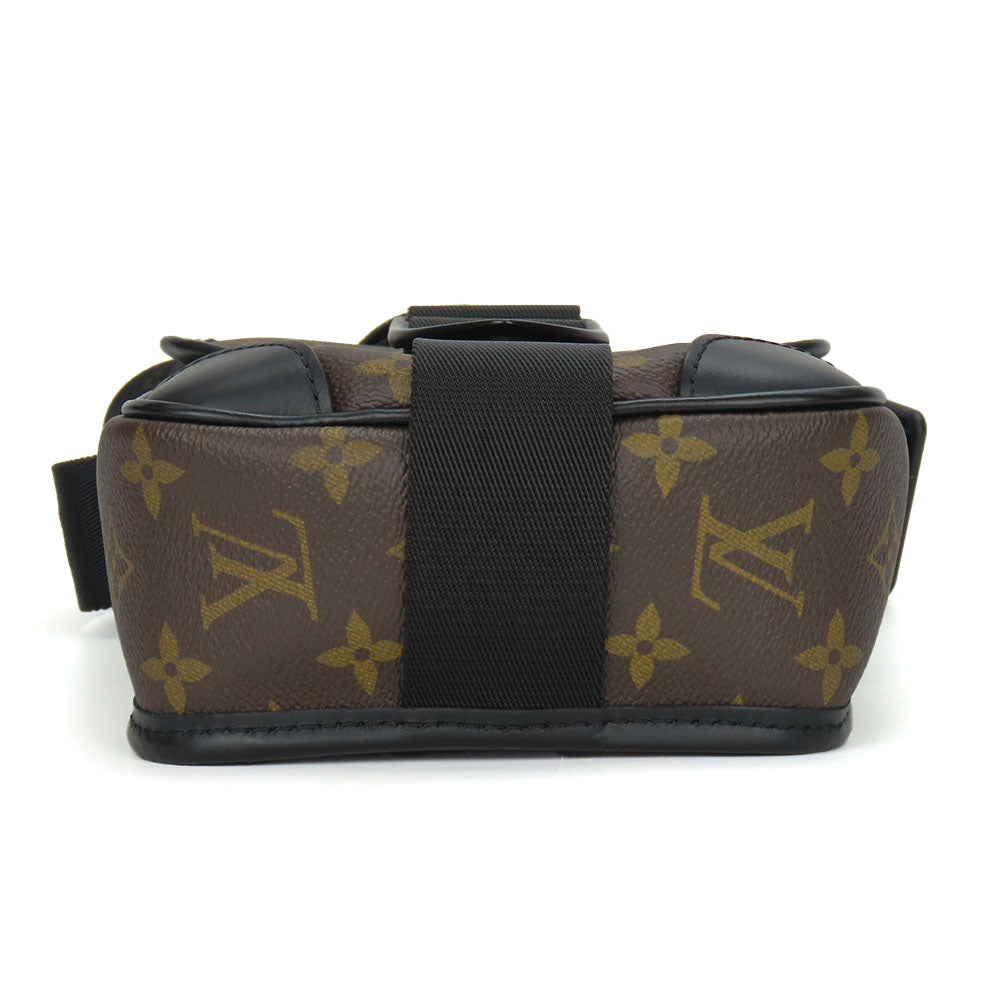 LOUIS VUITTON Shoulder Bag Monogram macacer Brown archie messenger