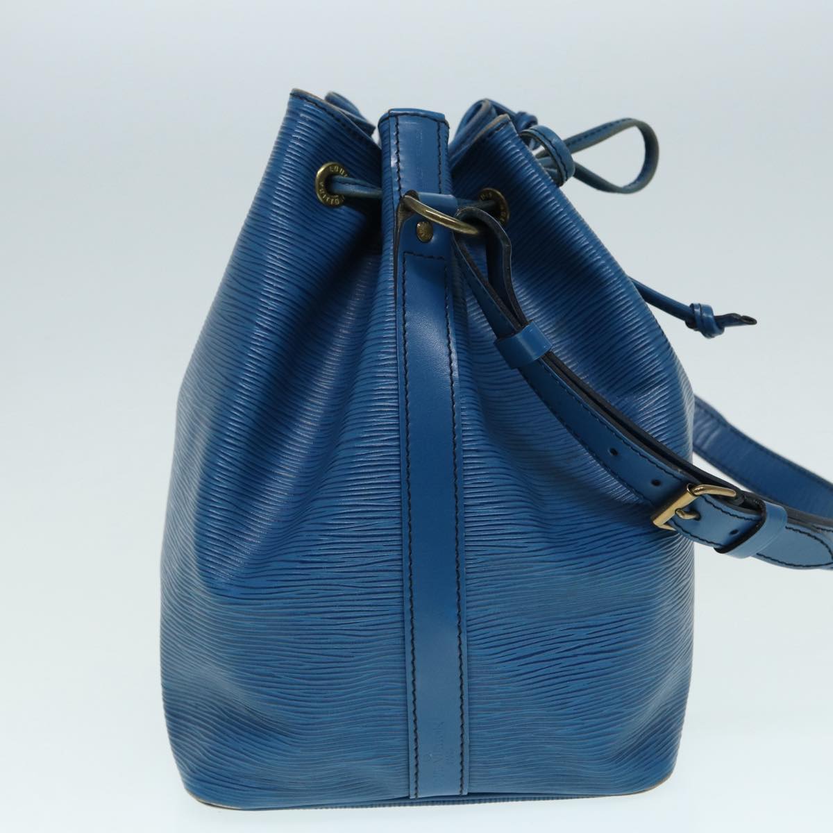 LOUIS VUITTON Epi Petit Noe Shoulder Bag Blue LV Auth