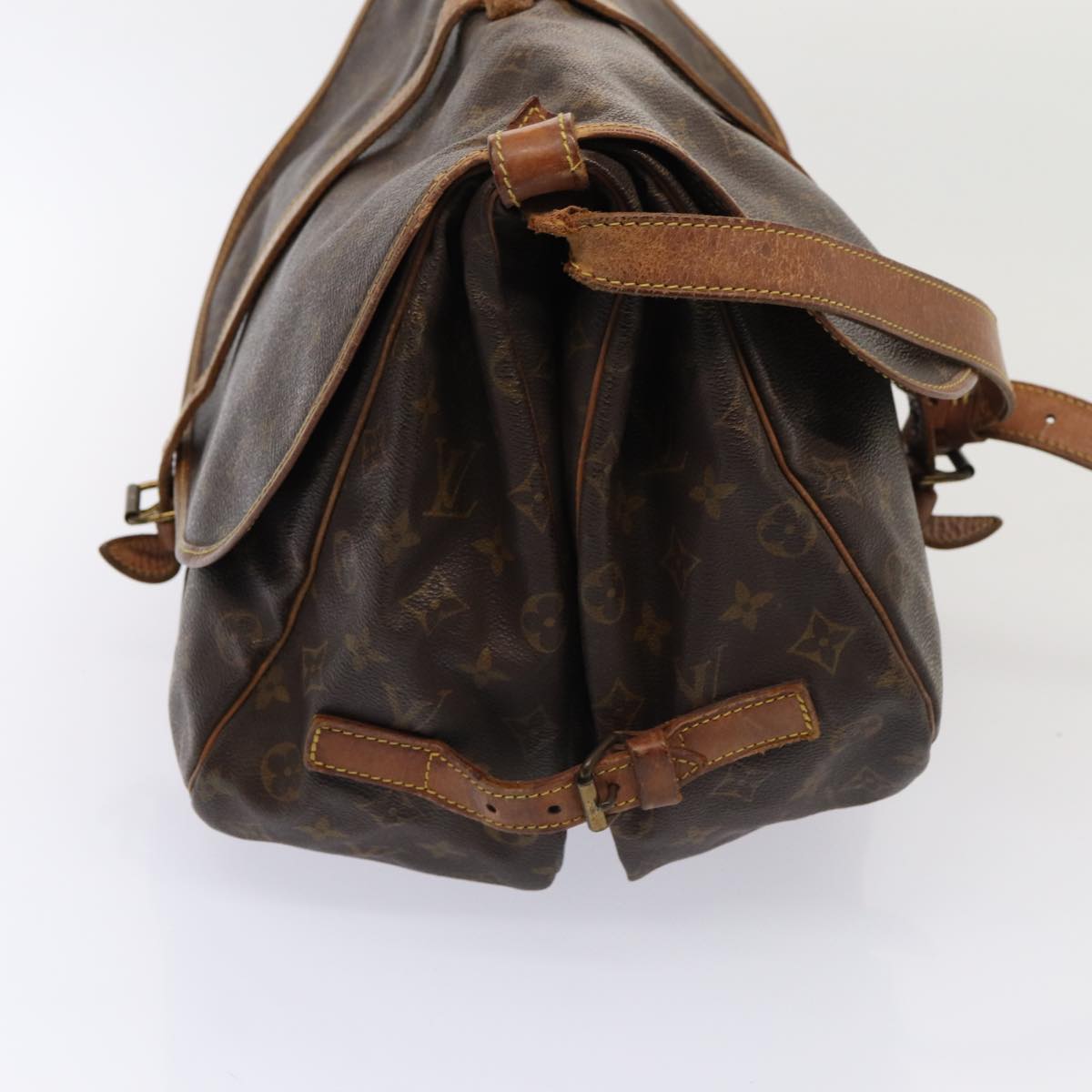 LOUIS VUITTON Monogram Saumur 35 Shoulder Bag M42254 LV Auth 87885