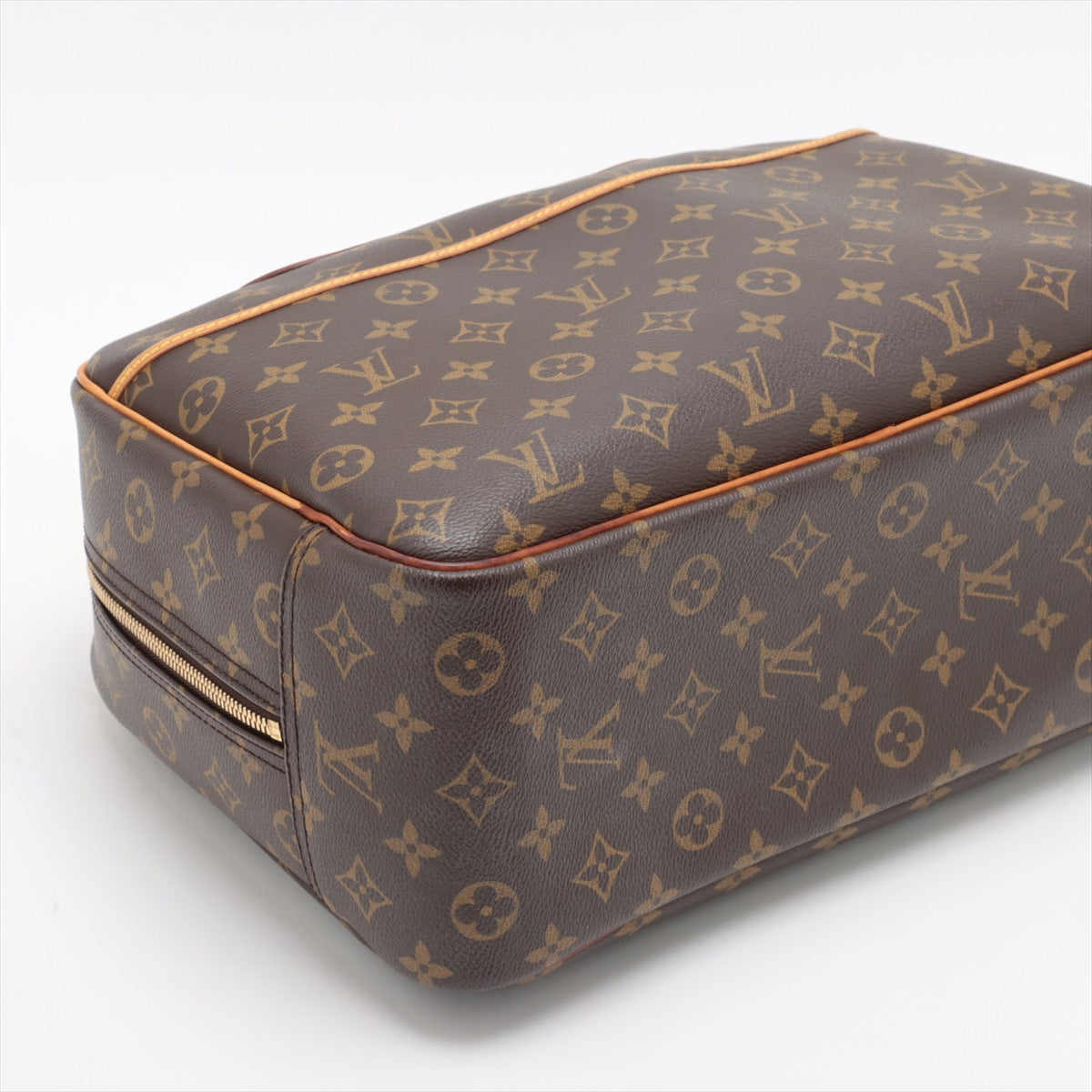 LOUIS VUITTON Deauville Handbag in Monogram M47270