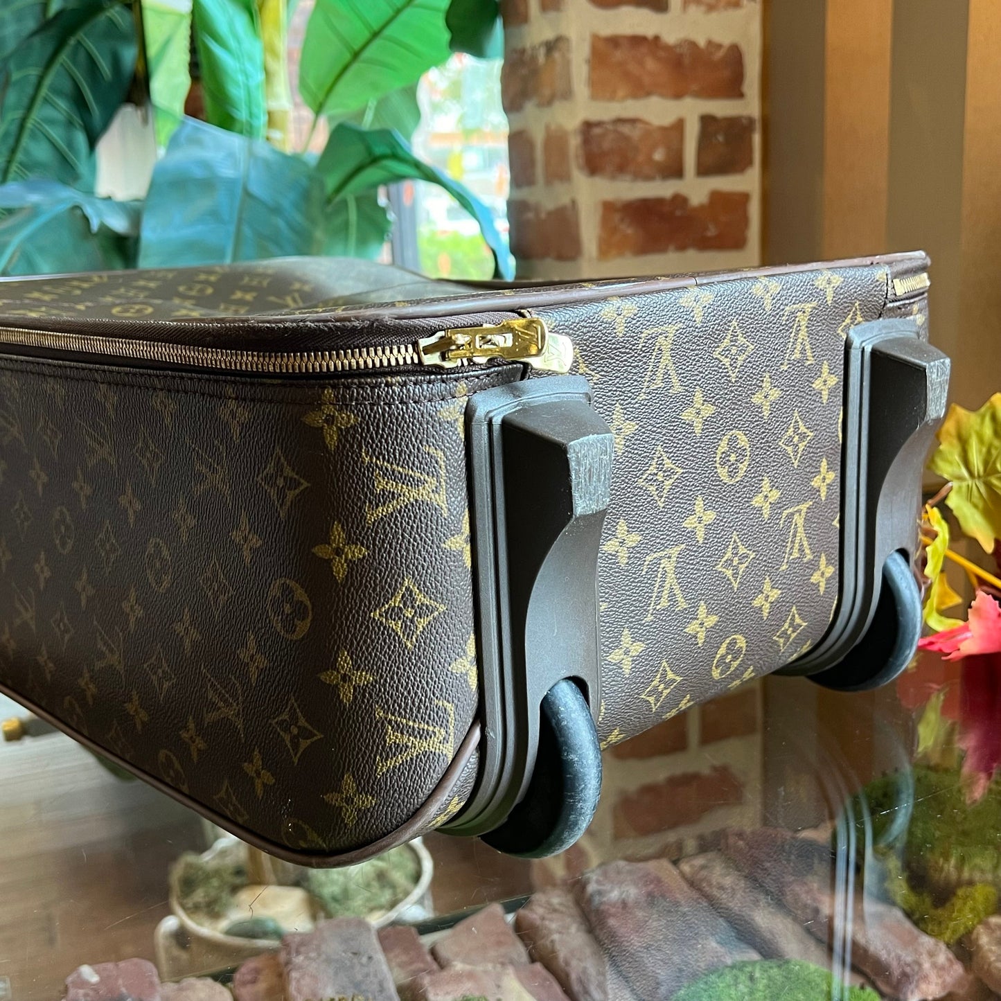 LOUIS VUITTON Pegase 50 Brown Monogram Canvas Suitcase Crossbody