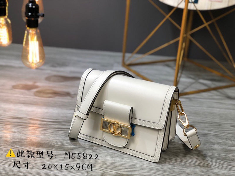 Louis Vuitton Luxury Bags 1830