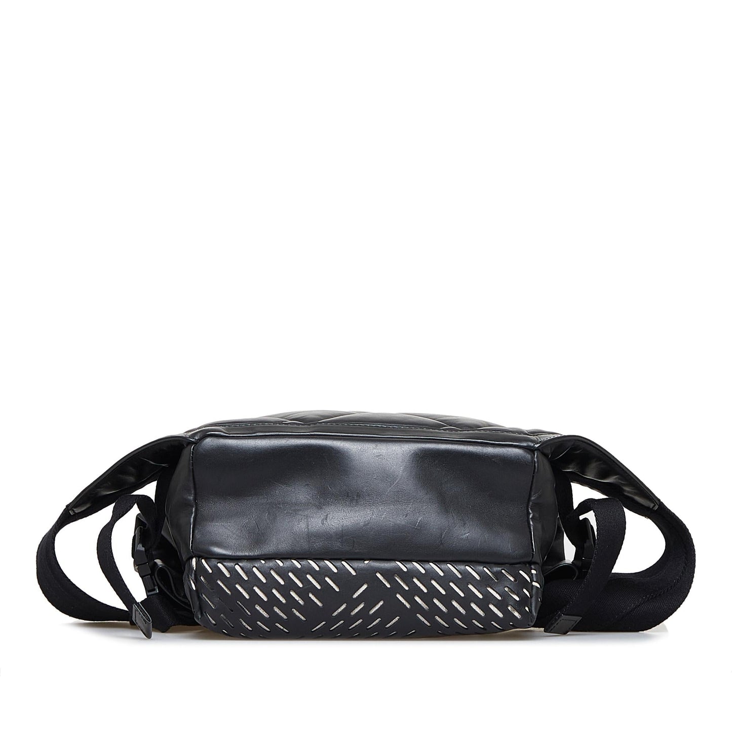 Luxury Bottega Veneta Perforated Leather Belt Bag (SHG-4Rnjsl)