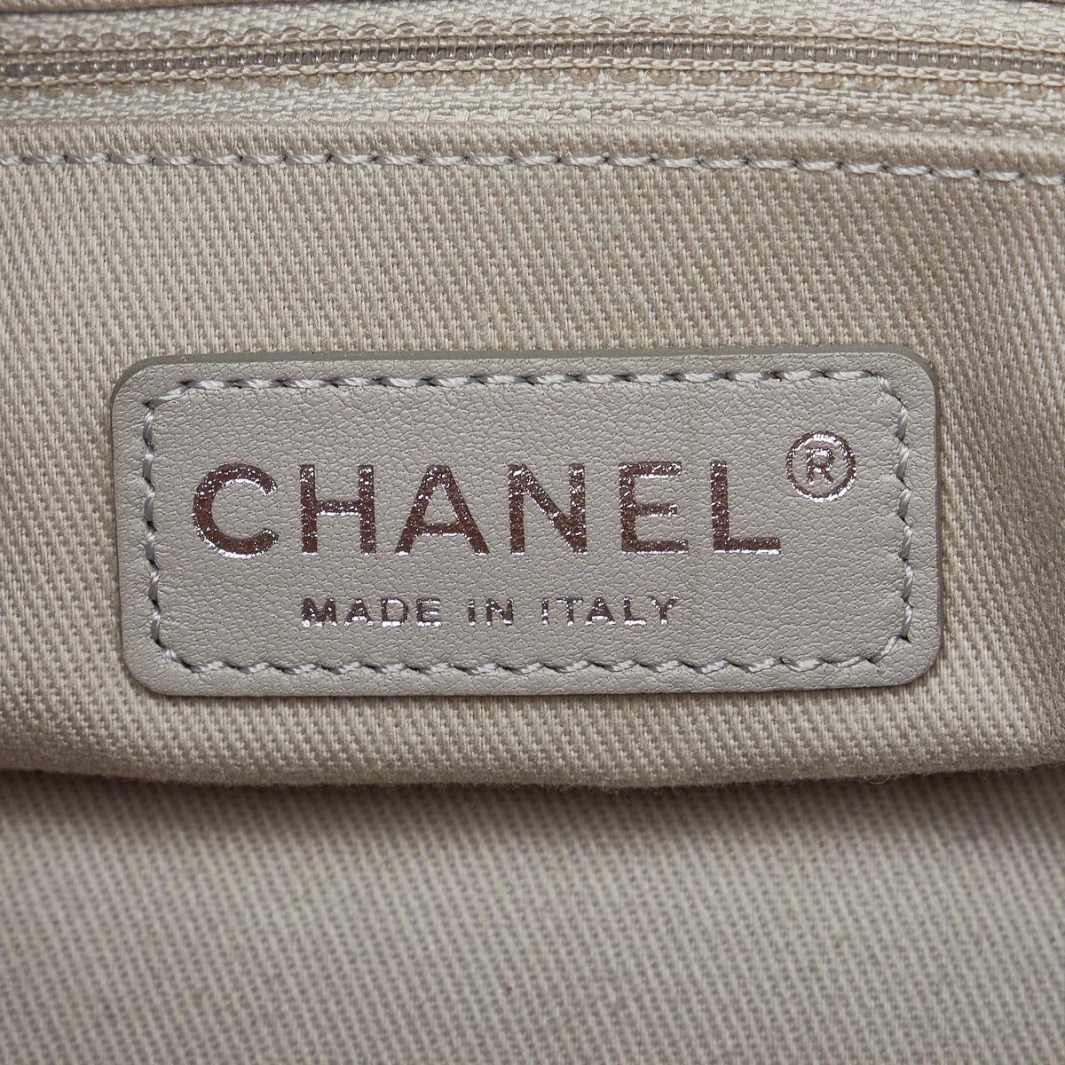 CHANEL QUILTED CALFSKIN LEATHER SEA HIT IRIDESCENT LARGE TOTE BAG