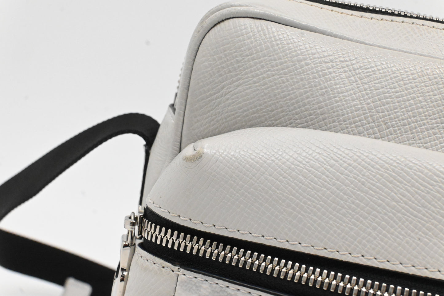 Louis Vuitton Outdoor Messenger Taigarama in Antarctica Monogram Canvas