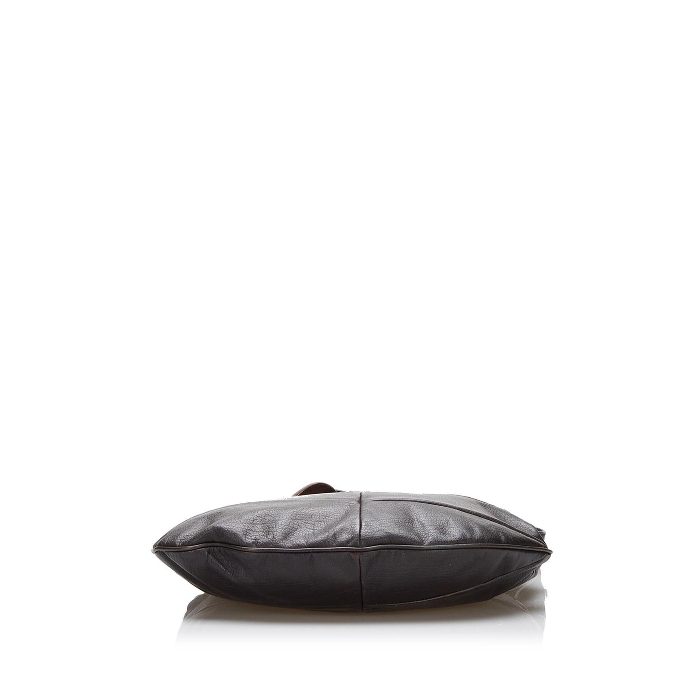 Fendi Oyster Shoulder Bag (DL89xb)