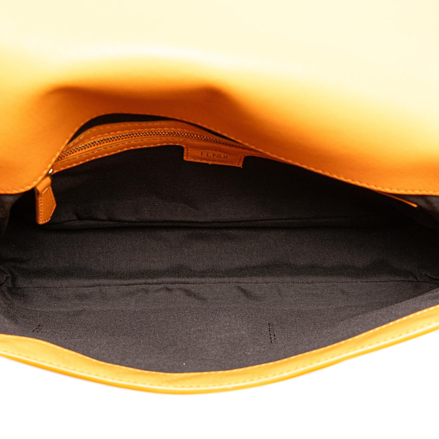 Fendi Zucca Embossed Leather Baguette Satchel (yIkxmI)