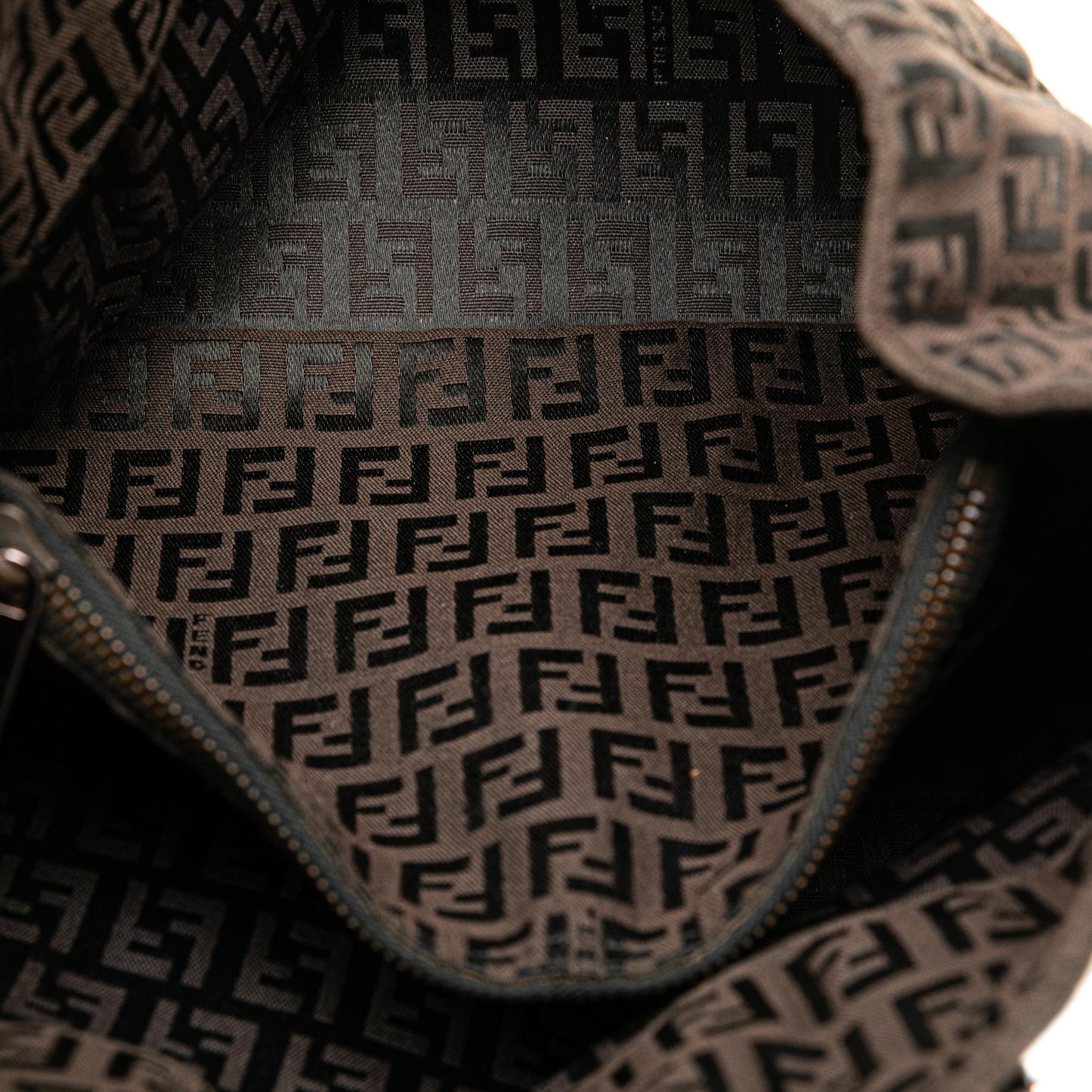 Fendi Zucchino Canvas Tote (gD5yly)