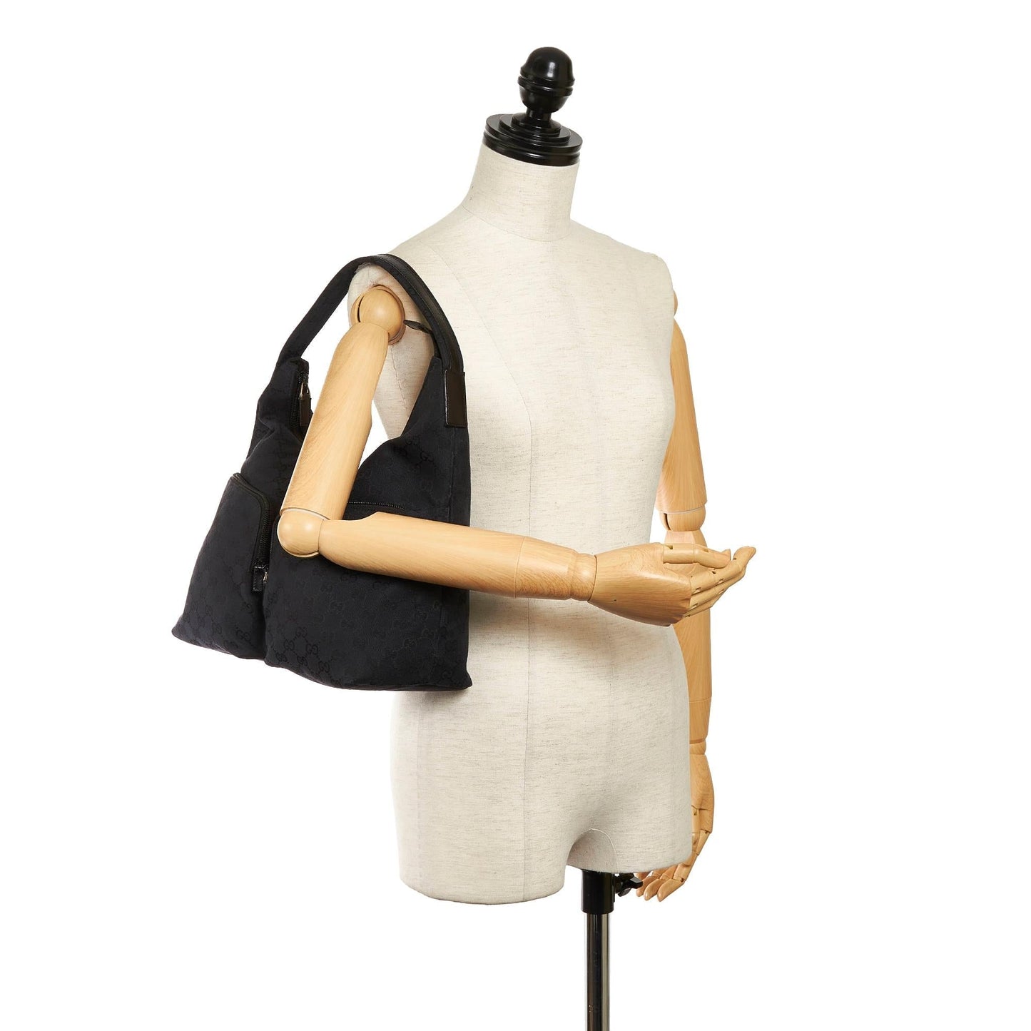 Gucci GG Canvas Shoulder Bag (SHG-30939)