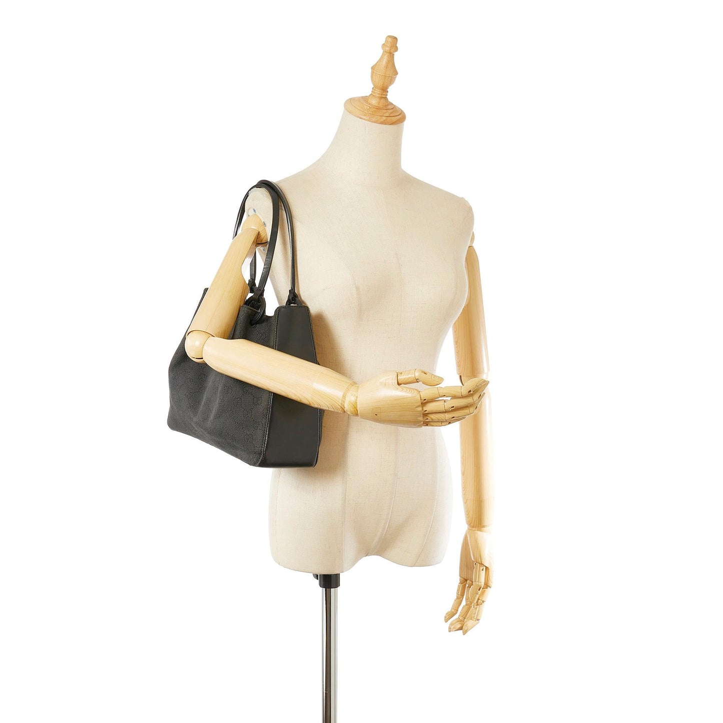 Gucci GG Canvas Tote Bag (SHG-21705)