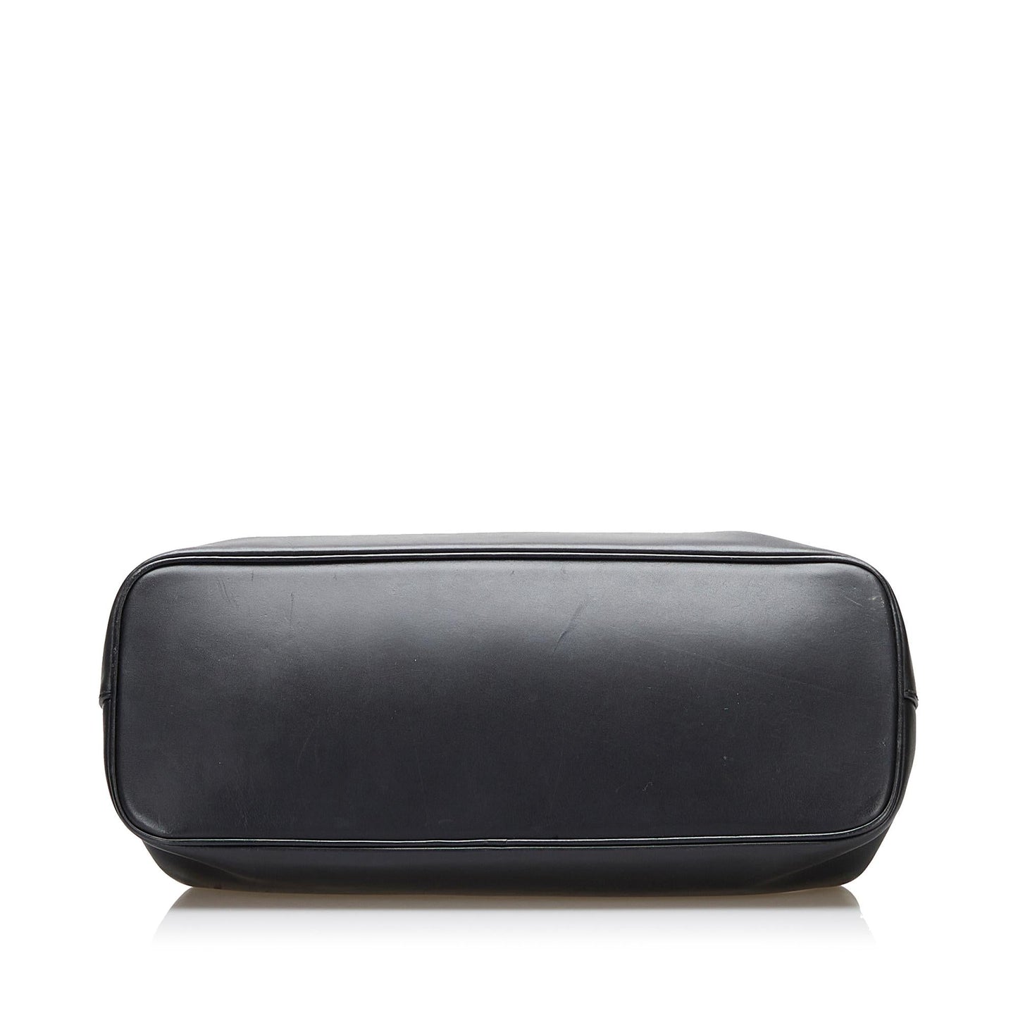 Gucci Wood Hook Closure Leather Handbag (SHG-36643)