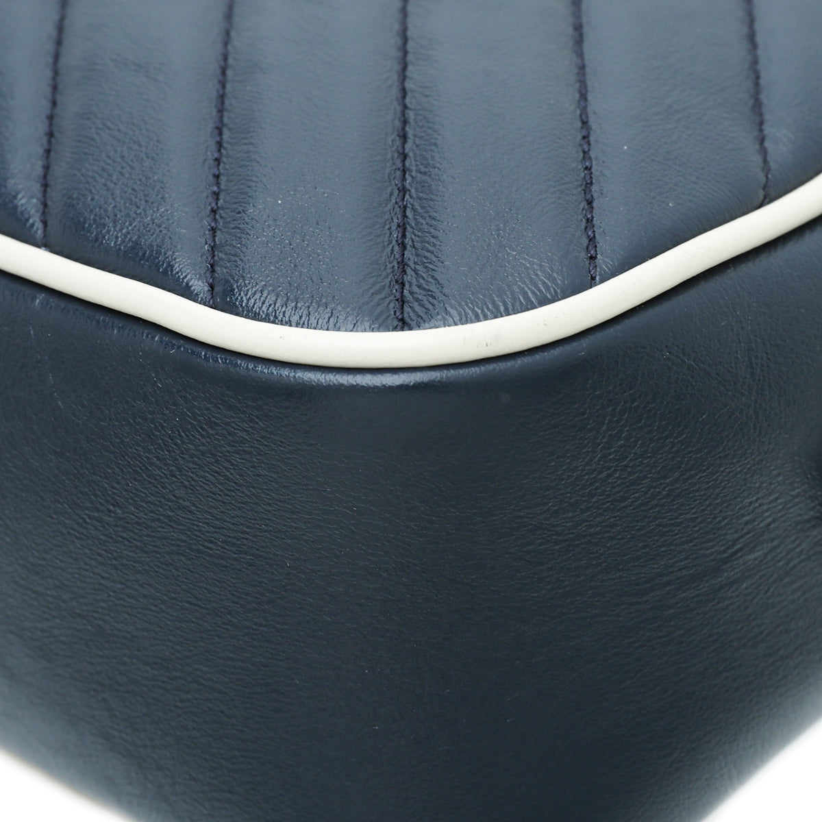 Gucci Leather Shoulder Bag
