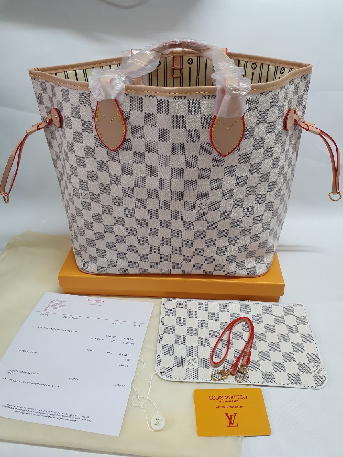 Louis Vuitton Neverfull bag
