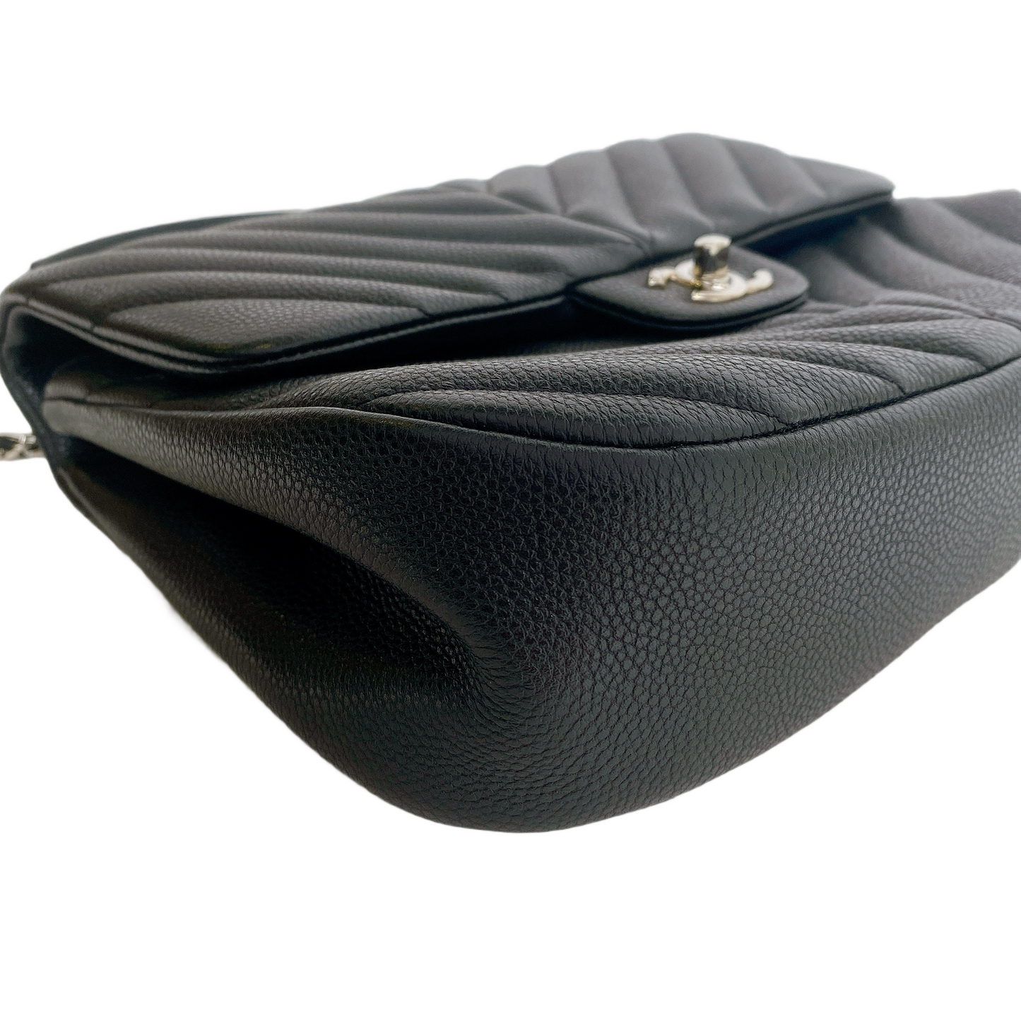 CHANEL HOBO IN BLACK