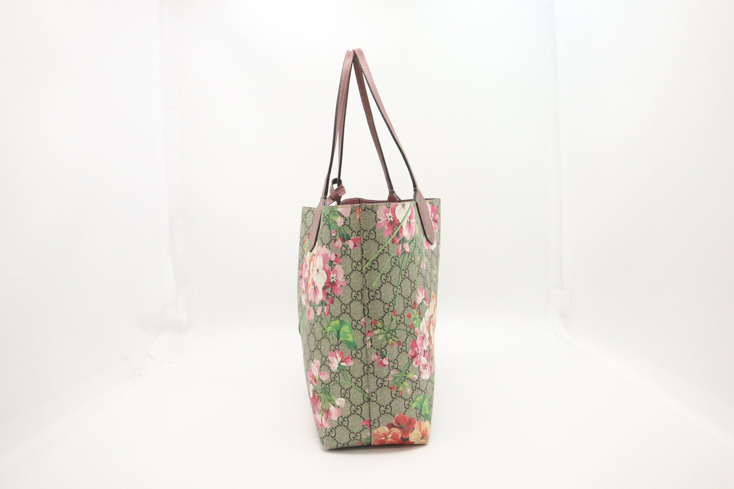 Gucci Reversible Tote in Pink Blooms GG Supreme Canvas