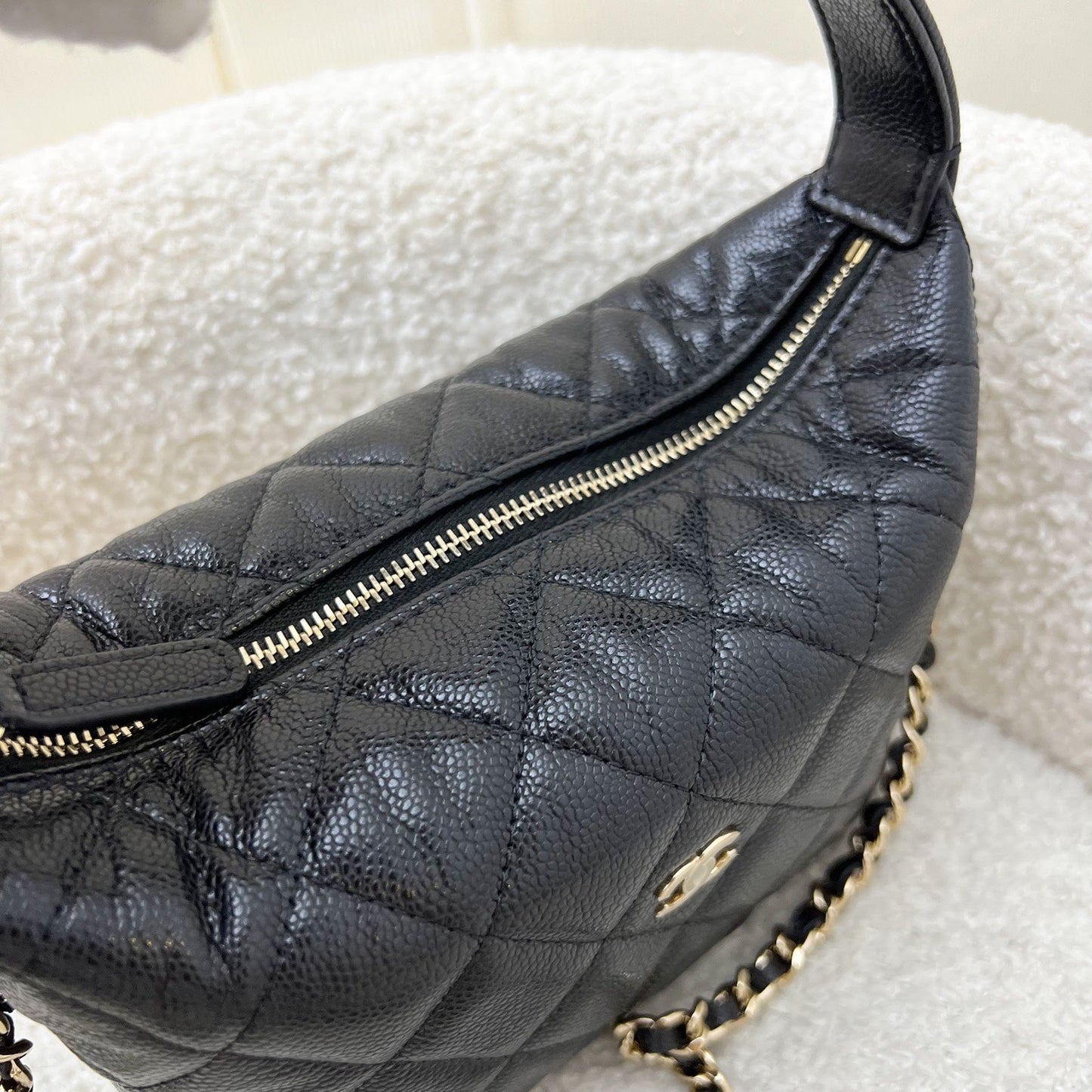 Chanel 25C Quilted Hobo Clutch on Chain in Black Caviar and LGHW (Model: AP4386) Shoulder Bag