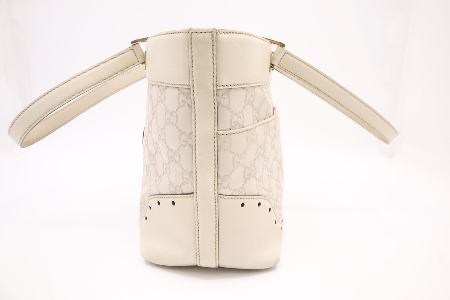 Gucci Medium Punch Tote in Beige Guccissima Leather